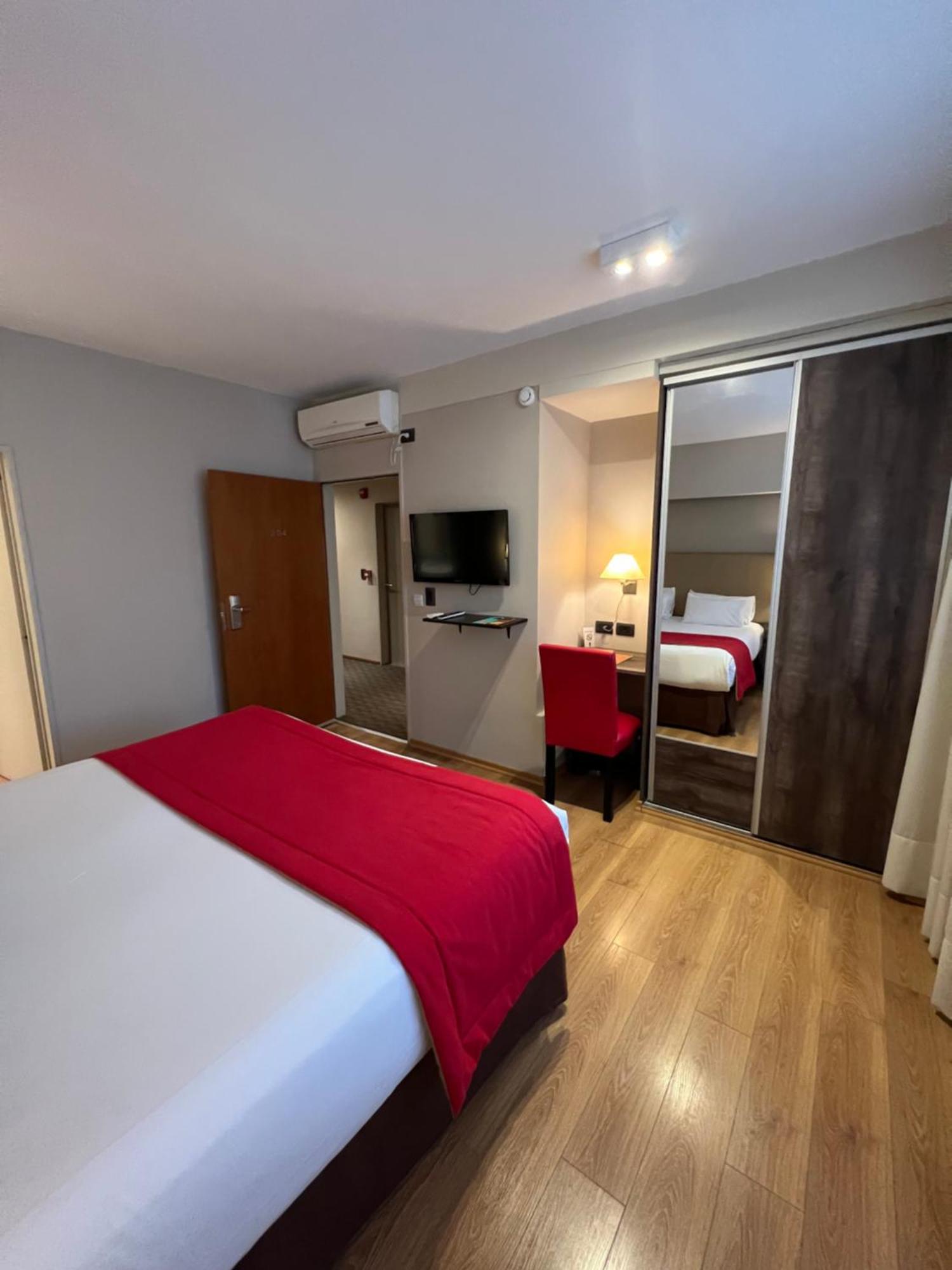 Bue Hotel ブエノスアイレス エクステリア 写真